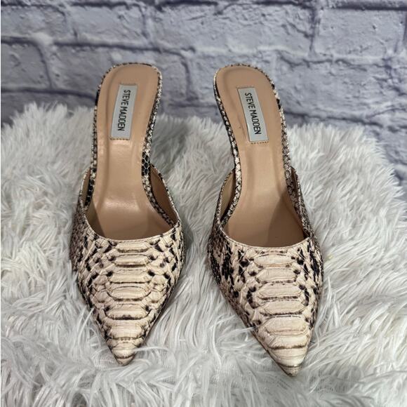 STEVE MADDEN Elyse Mule In Natural Snake Print 7.5 - Picture 2 of 7